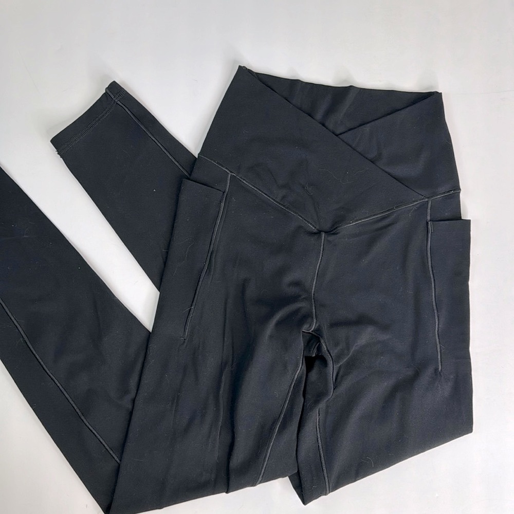 Aerie Offline Real Me Black Leggings crossover Waist Sz M - Picture 3 of 14